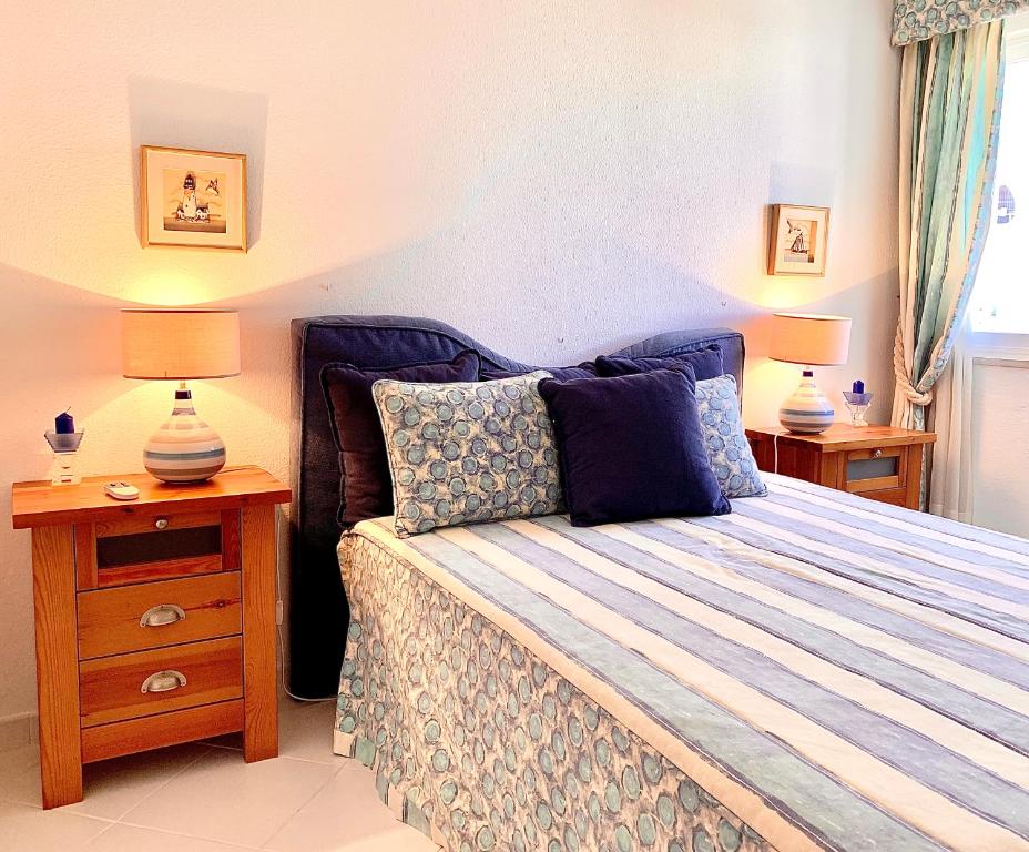 Gil Eanes Ocean View Nautical Apartment room 4